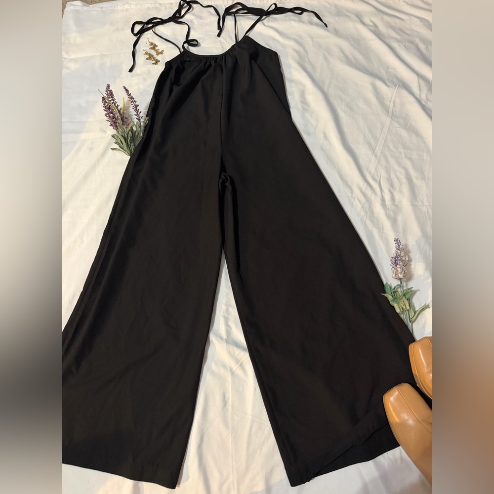 Elegant Black Wide-Leg Jumpsuit
